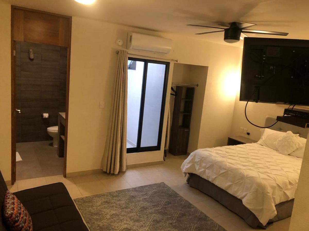 Hotel Siena Penjamo Екстер'єр фото