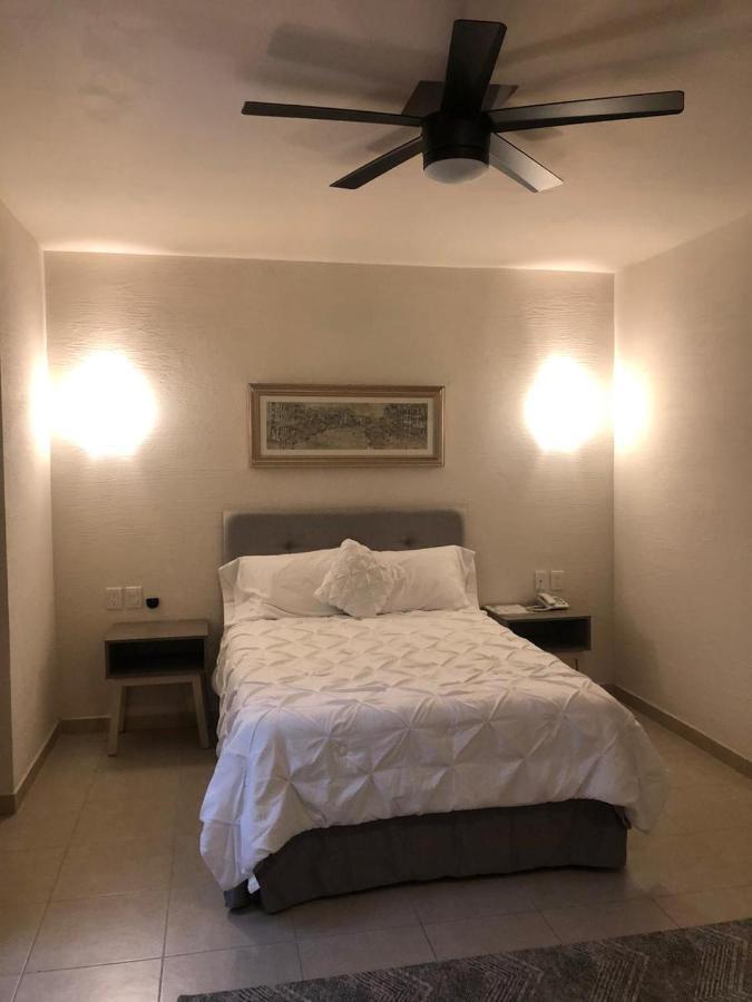 Hotel Siena Penjamo Екстер'єр фото